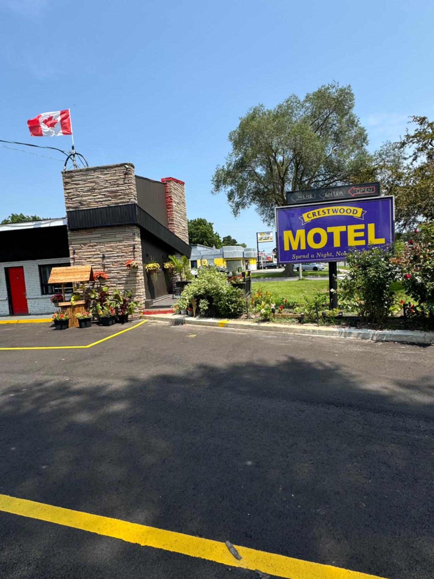 Crestwood Motel Burlington Exterior photo